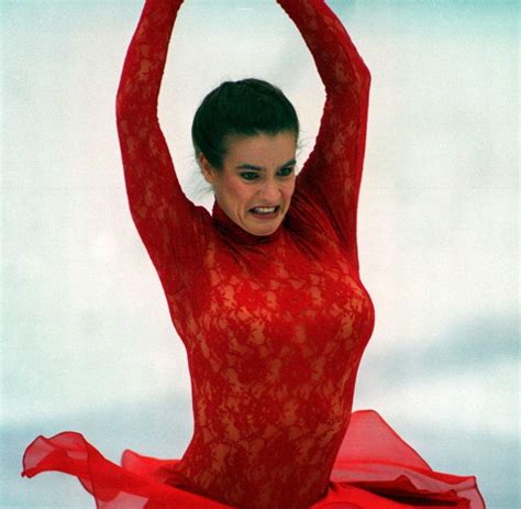 katharina witt nude|Katarina Witt; Der zweimalige Olympiasieger posierte 1998 nackt。